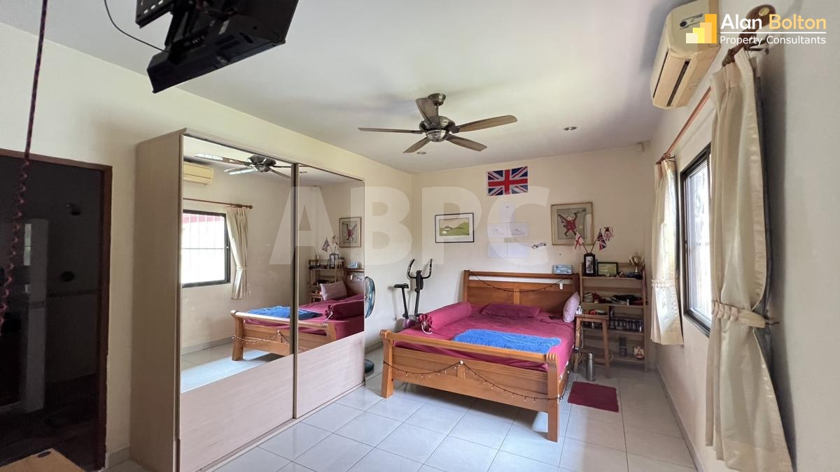 4 Bed 5 Bath in East Pattaya HS2117 photo 18