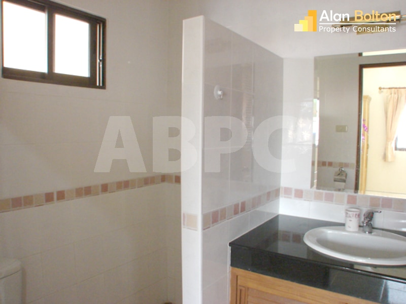 4 Bed 5 Bath in East Pattaya HS2117 photo 23