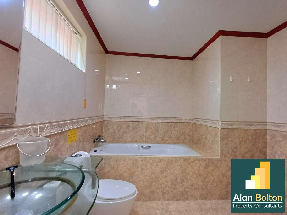 4 Bed 5 Bath In Pratumnak photo 17
