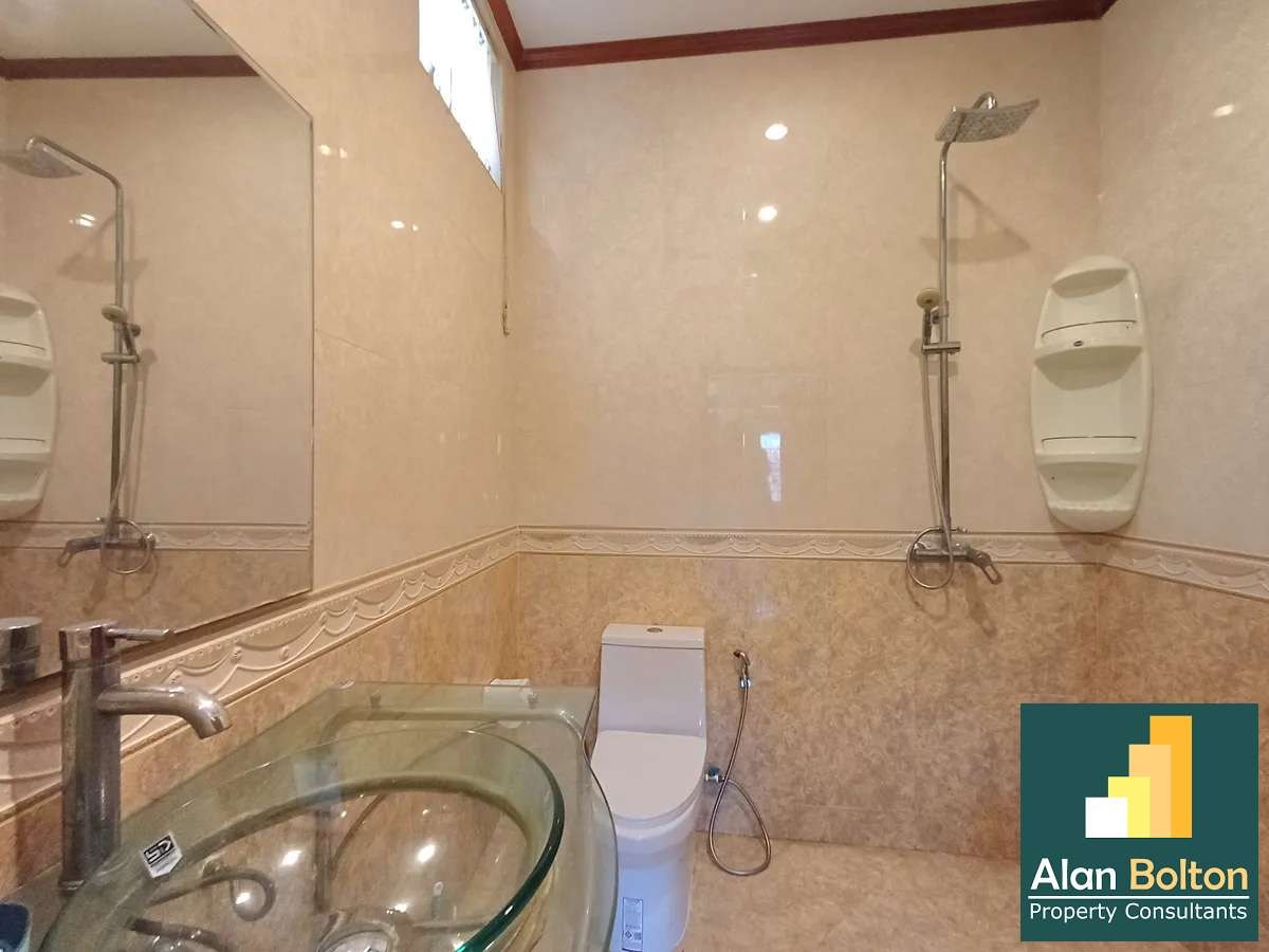 4 Bed 5 Bath In Pratumnak photo 11