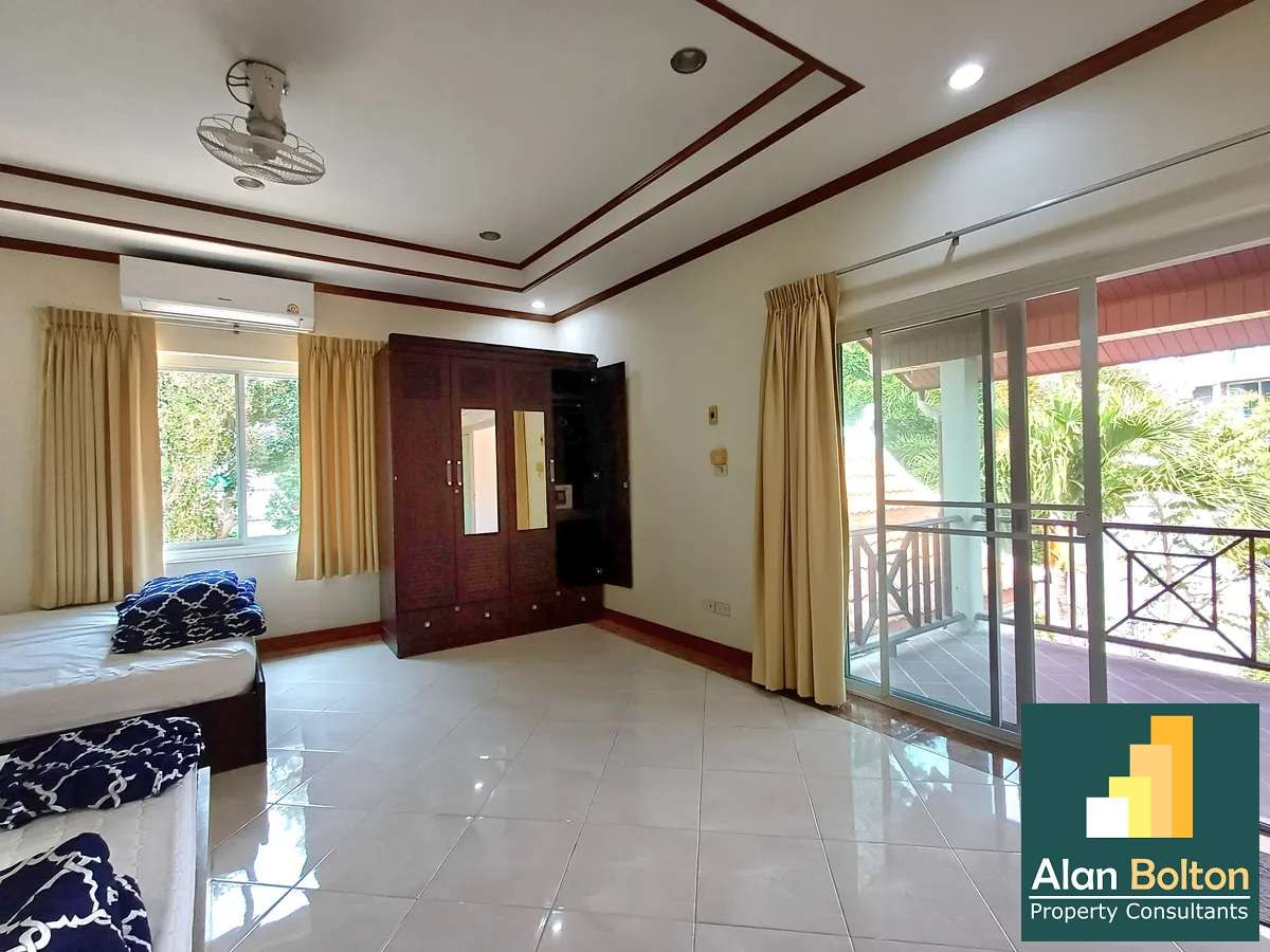 4 Bed 5 Bath In Pratumnak photo 14