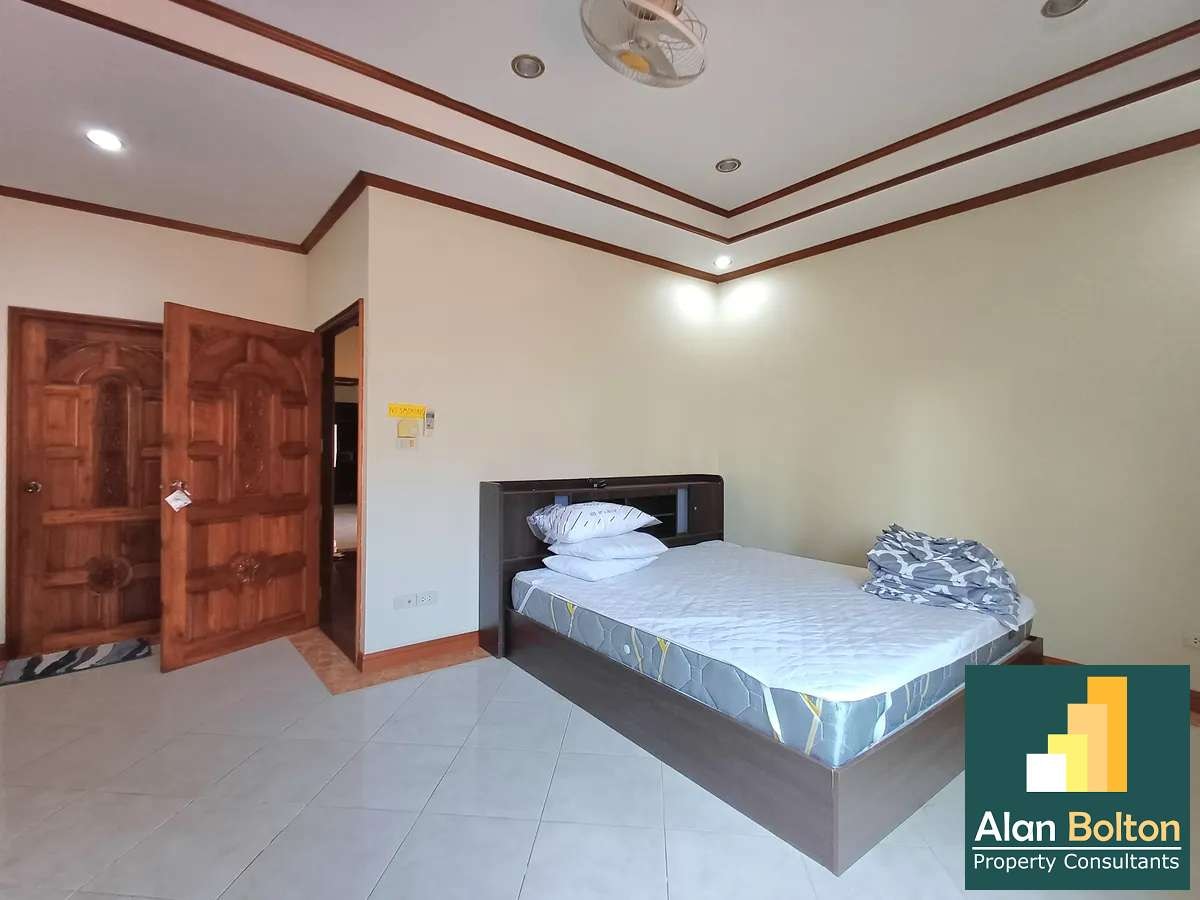 4 Bed 5 Bath In Pratumnak photo 12