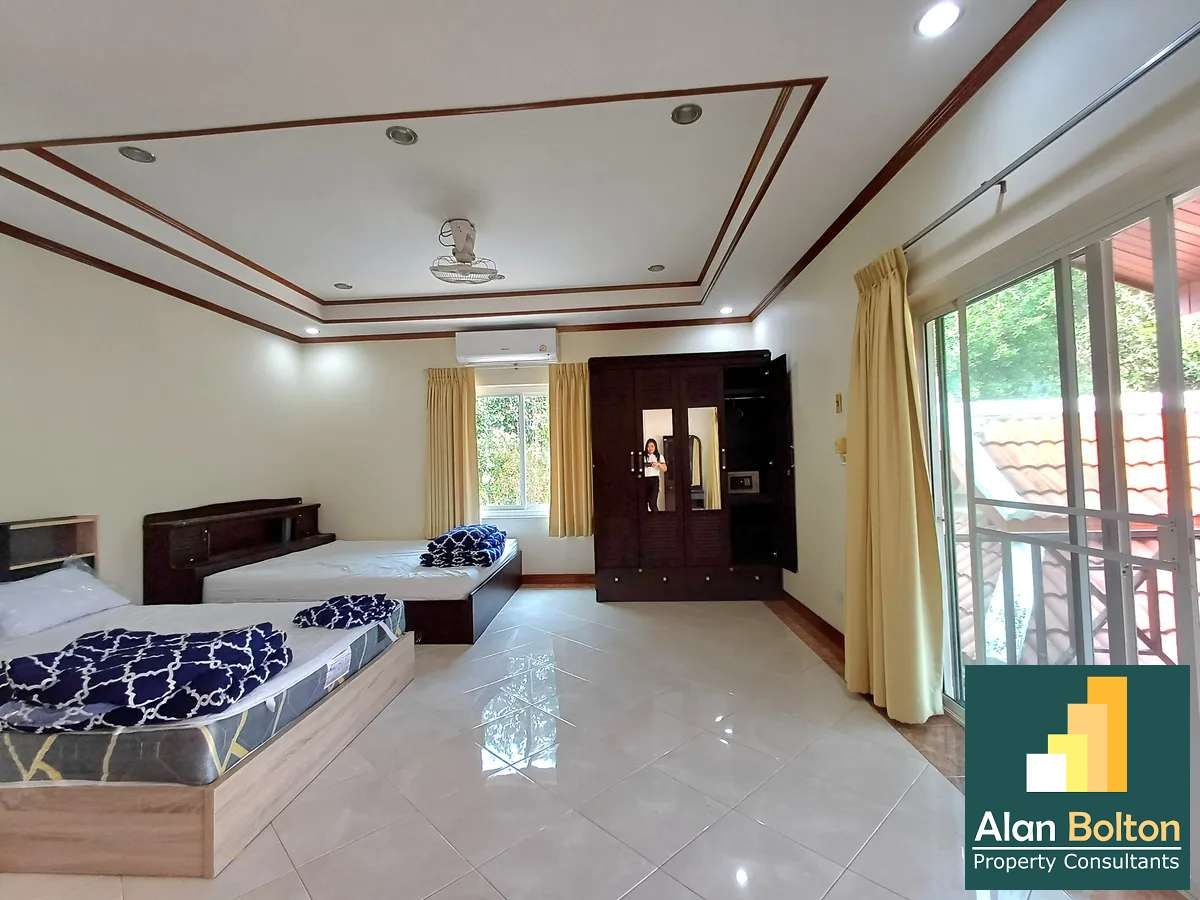 4 Bed 5 Bath In Pratumnak photo 8