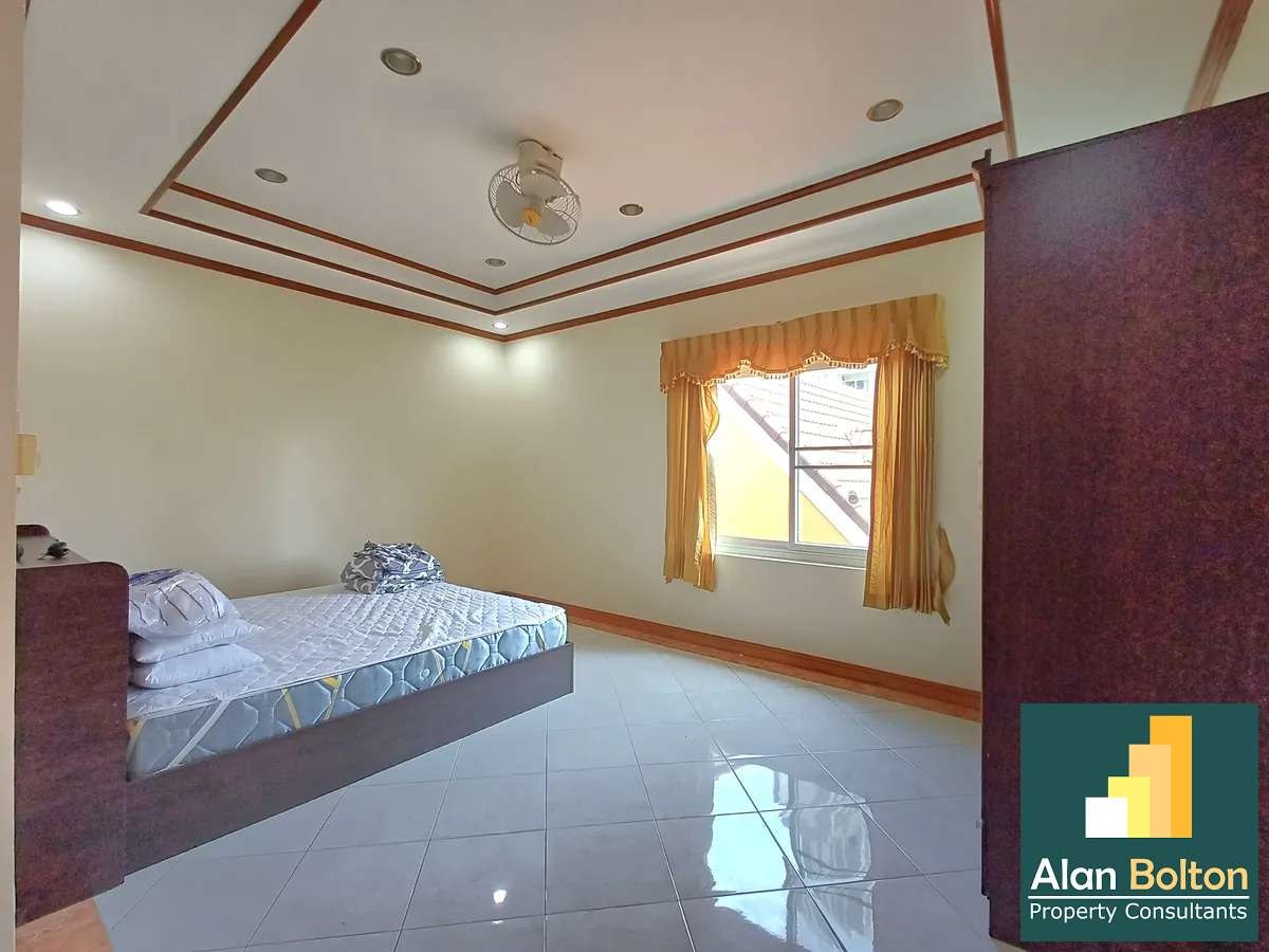 4 Bed 5 Bath In Pratumnak photo 9