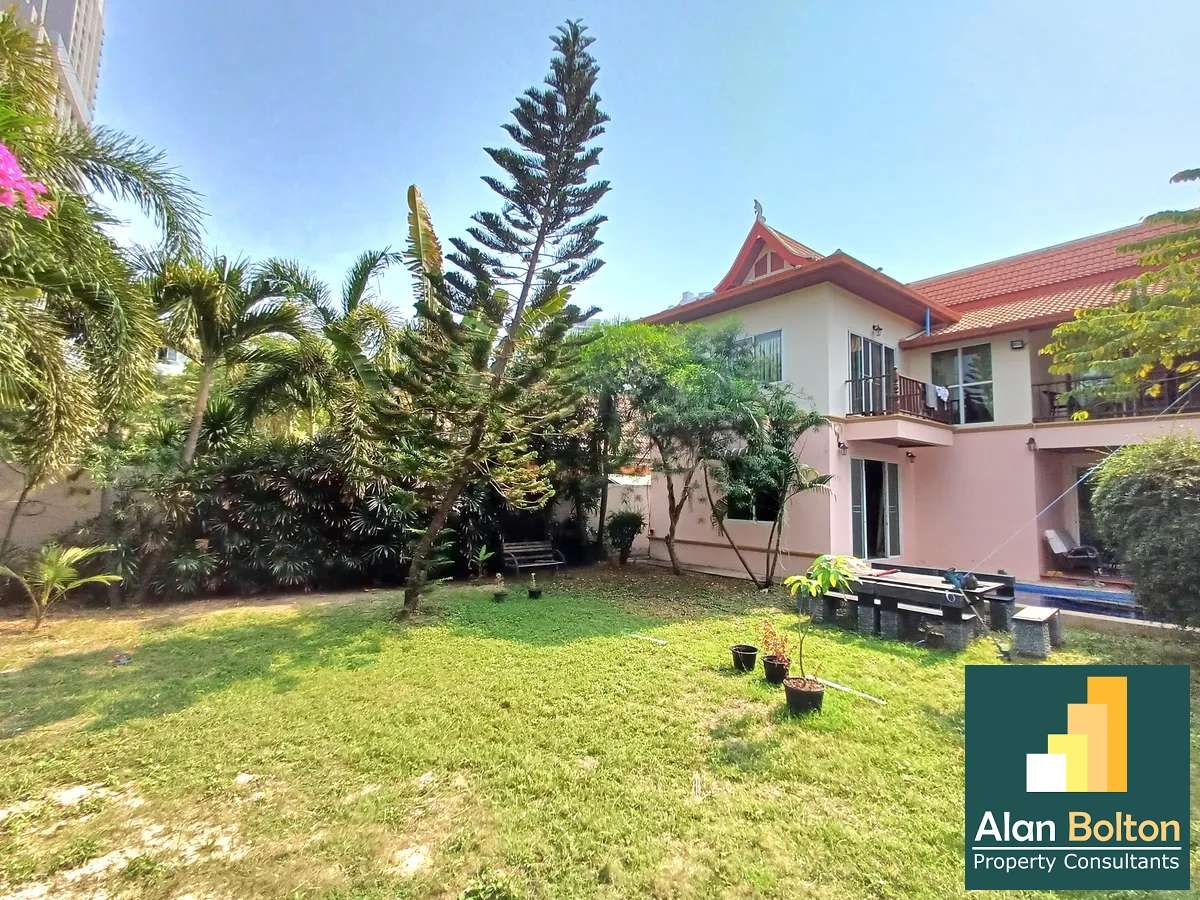 4 Bed 5 Bath In Pratumnak photo 3