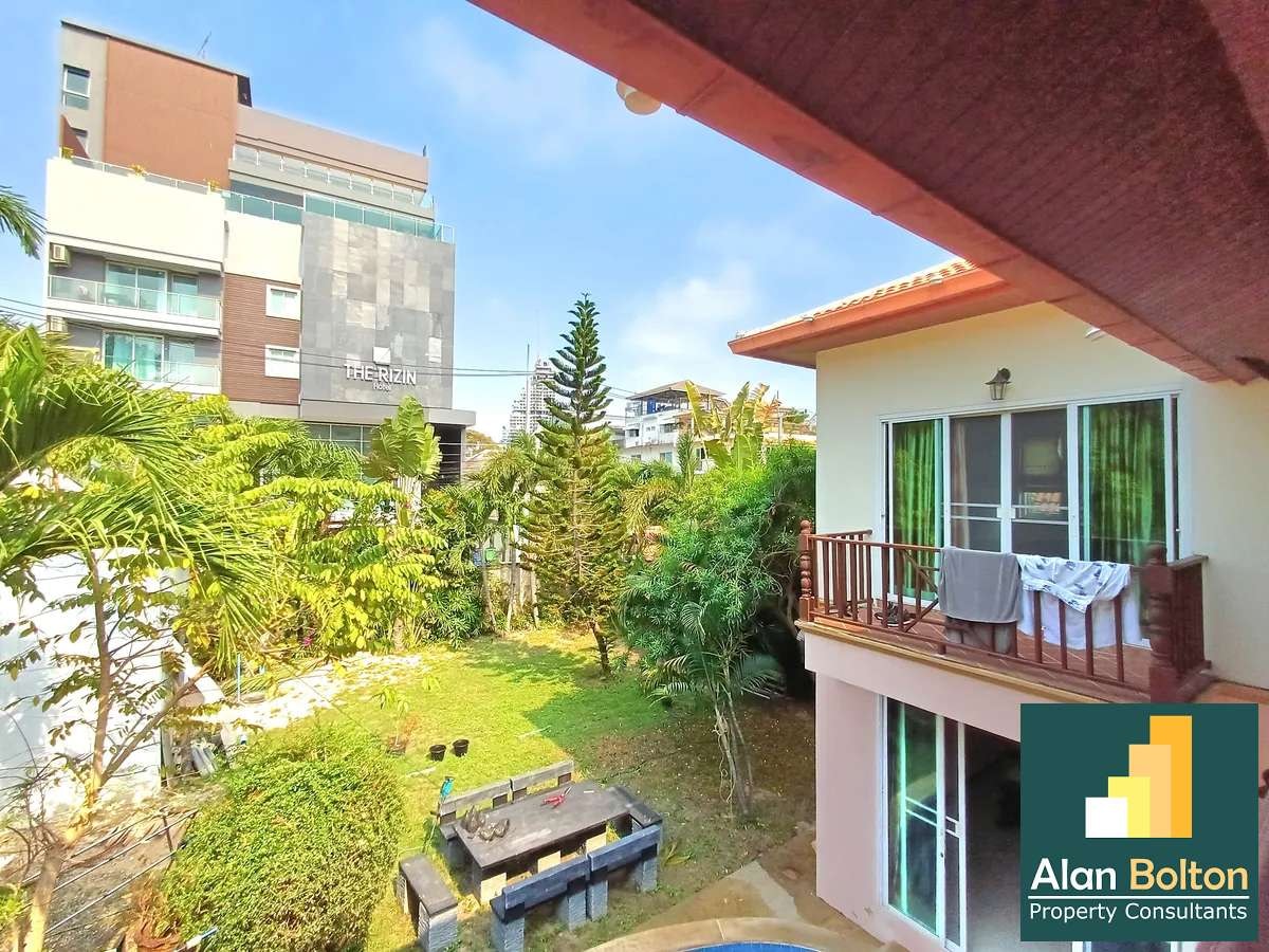 4 Bed 5 Bath In Pratumnak photo 16