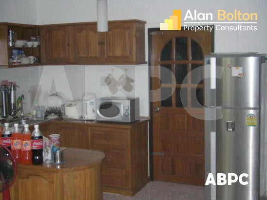 4 Bedroom 3 Bathroom House in Central Pattaya HS2750 photo 4