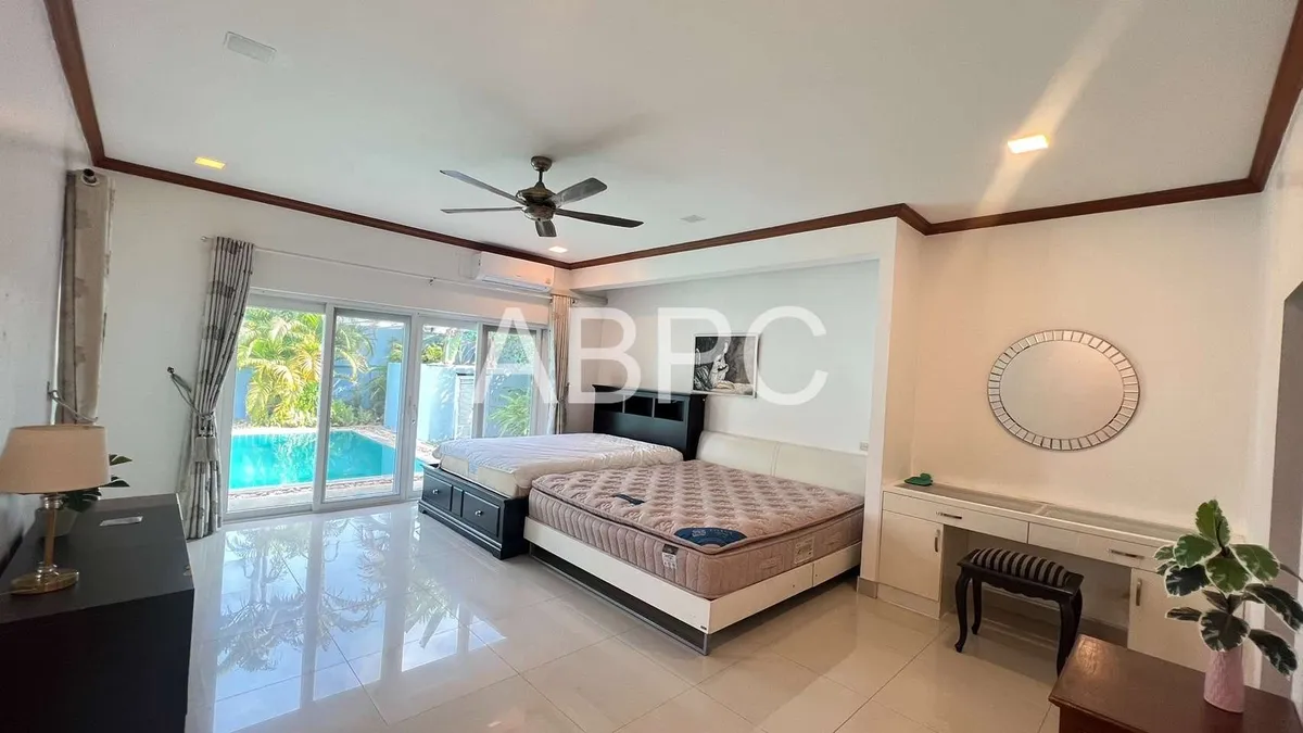 3 Bedrooms 3 Bathrooms in Huay Yai photo 5