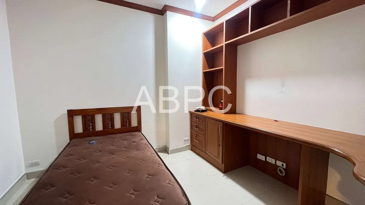 3 Bedrooms 3 Bathrooms in Huay Yai photo 7