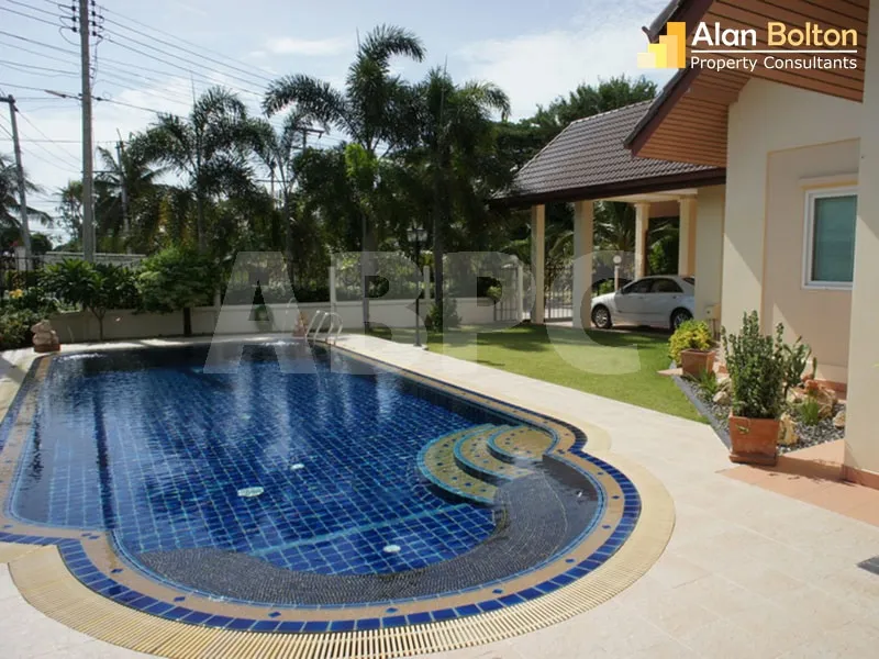 3 Bed 3 Bath in East Pattaya HS3515