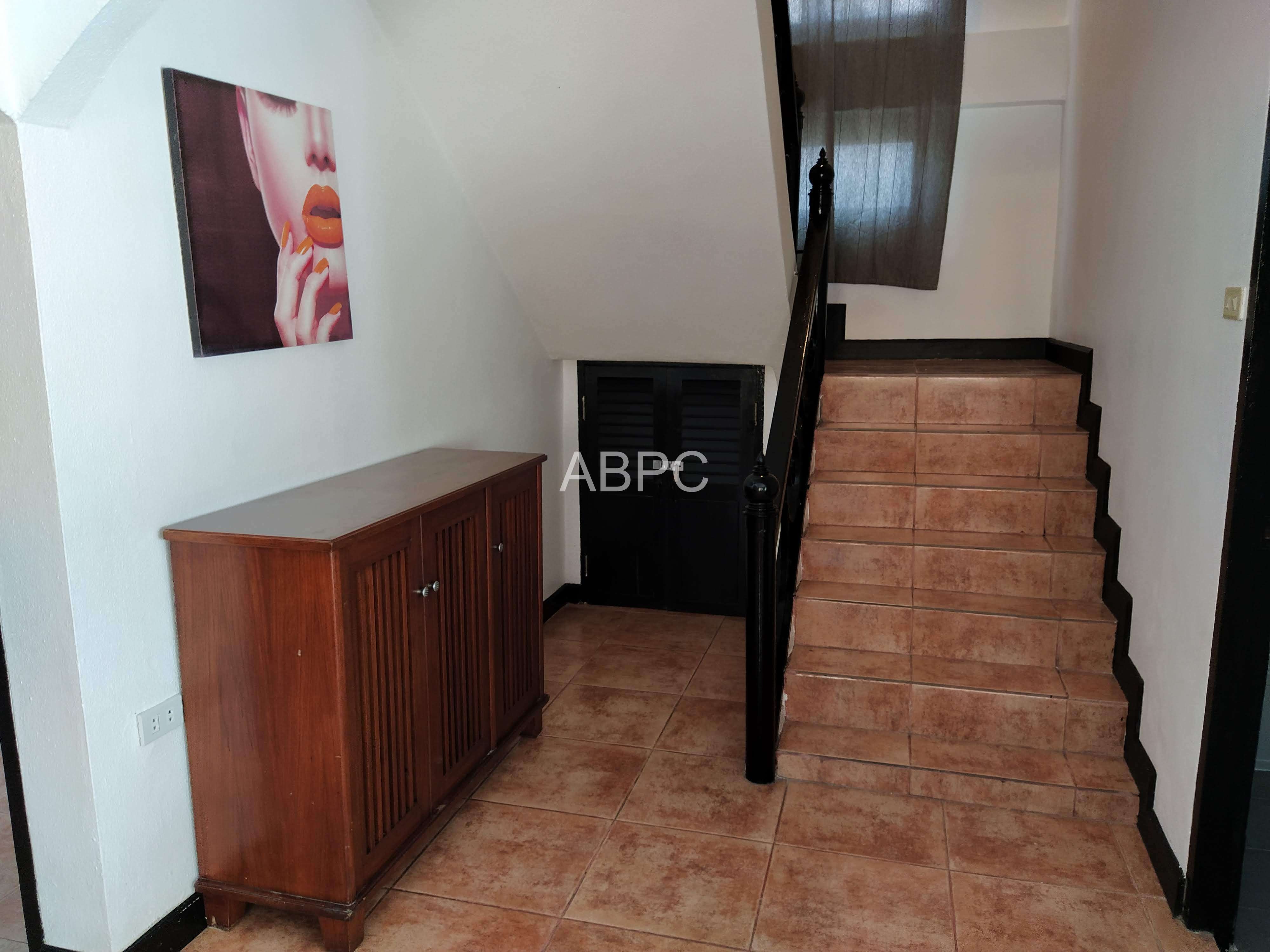 3 Bedrooms 3 Bathrooms in Pratumnak photo 16