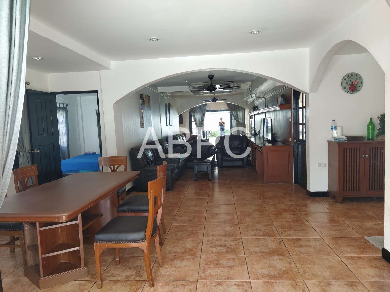 3 Bedrooms 3 Bathrooms in Pratumnak photo 13