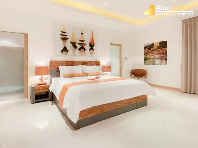 Stunning 3 Bed Villa For Rent for 140,000 baht monthly photo 5
