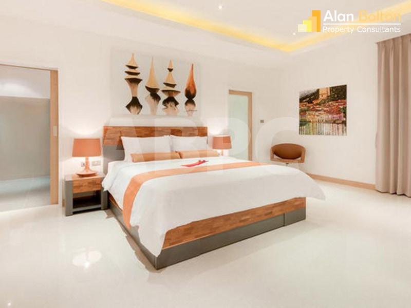 Stunning 3 Bed Villa For Rent for 140,000 baht monthly photo 5