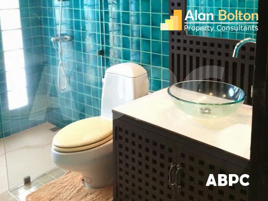 3 Bed 3 Bath Pool Villa In Na Jomtien photo 6