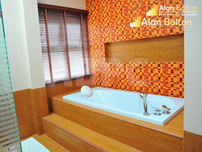 4 Bed - 4 Bath Pool Villa in Huay Yai photo 4