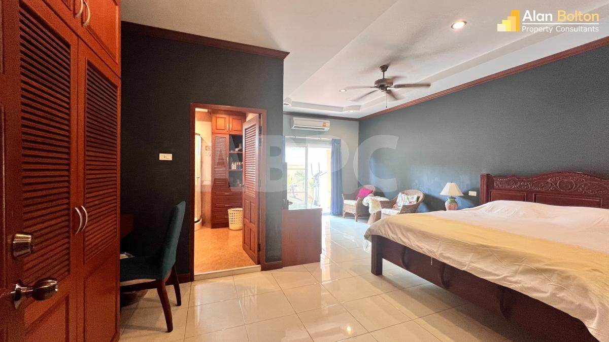 3 Bed 4 Bath Pool Villa In Jomtien photo 4