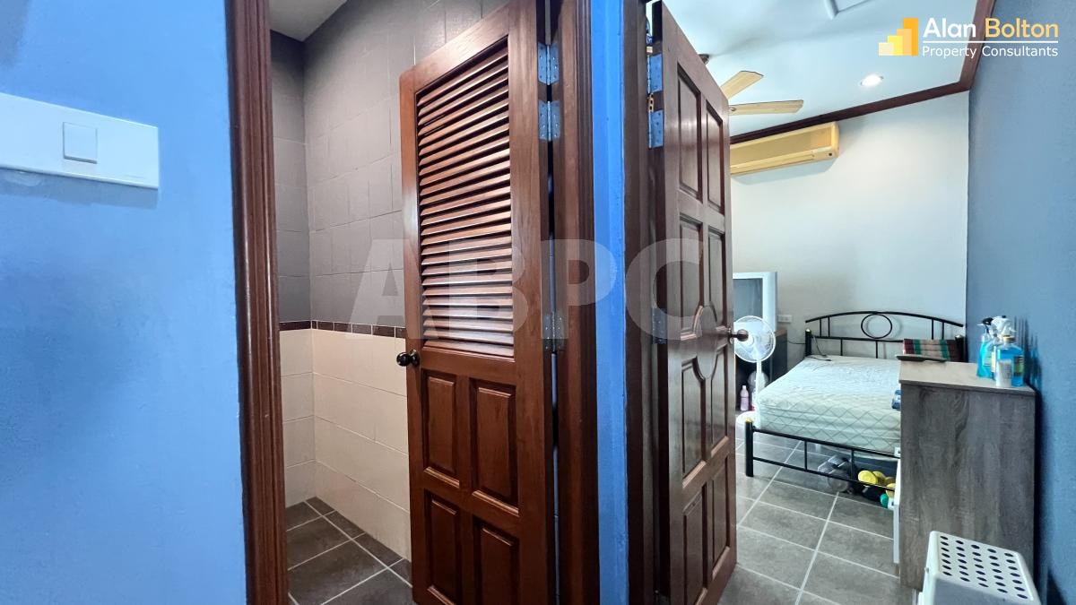 3 Bed 4 Bath Pool Villa In Jomtien photo 6
