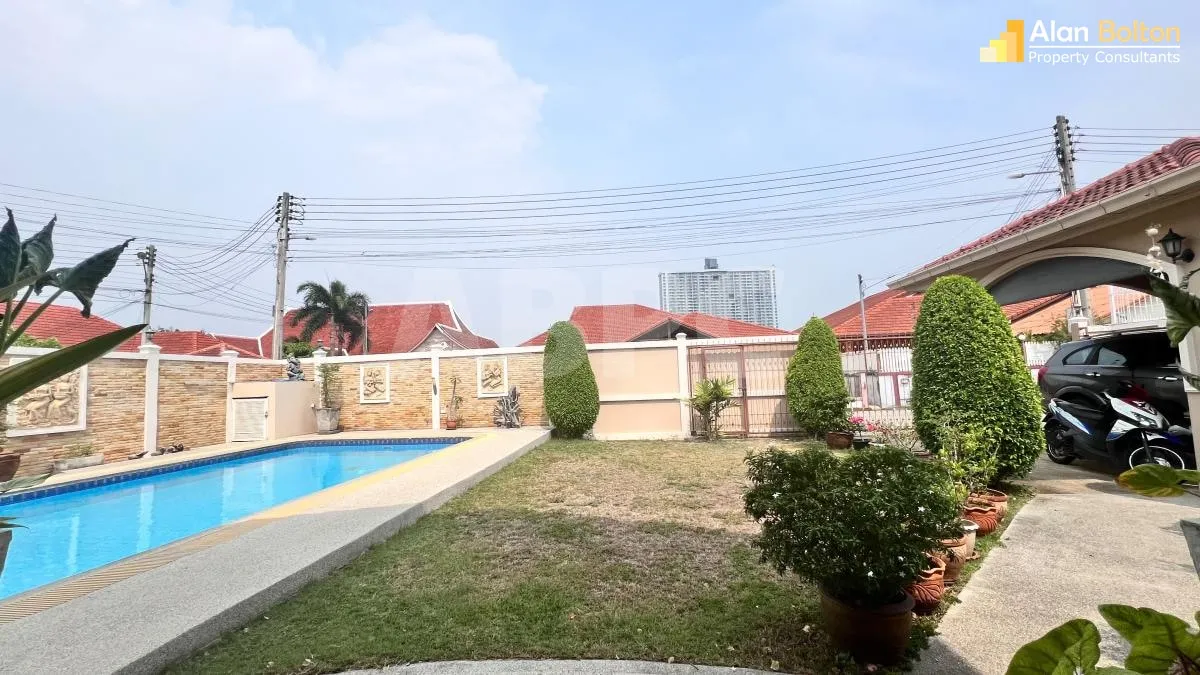3 Bed 4 Bath Pool Villa In Jomtien photo 3