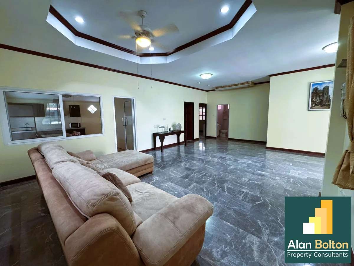 3 Bed 2 Bath House In North Pattaya photo 2