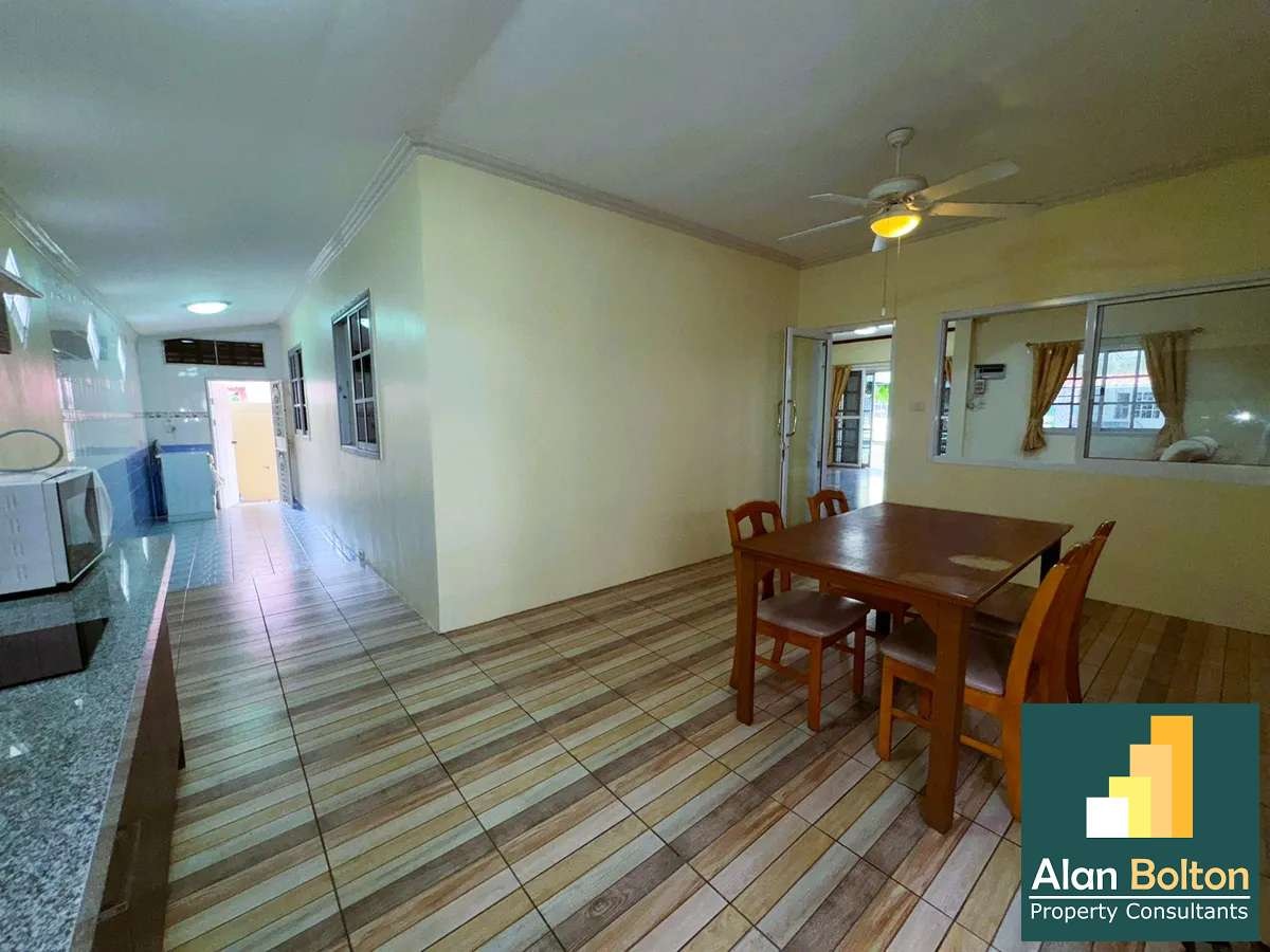3 Bed 2 Bath House In North Pattaya photo 5