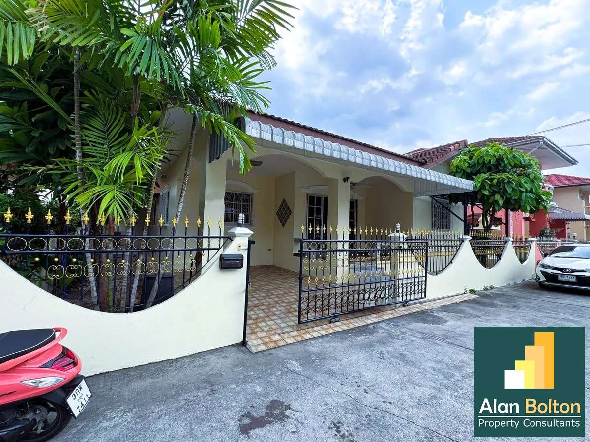 3 Bed 2 Bath House In North Pattaya photo 11