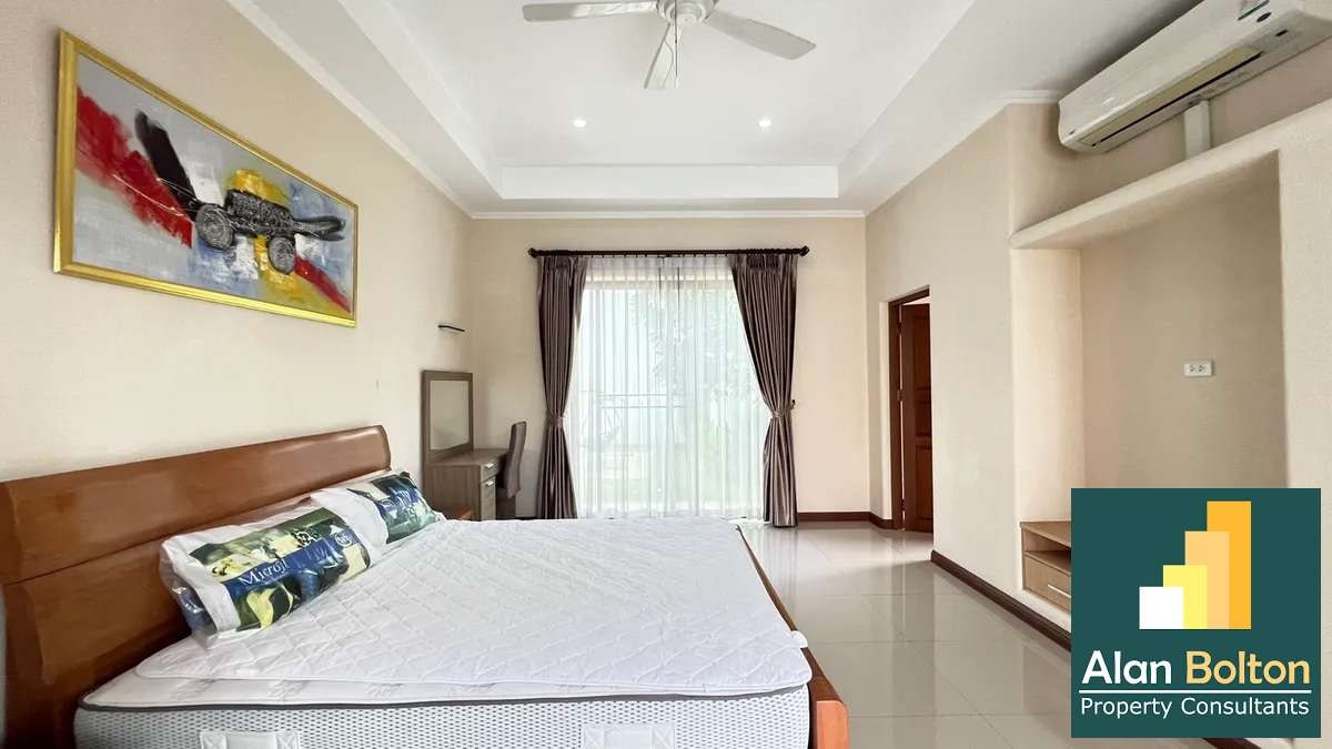 Luxury pool villa 4 Bedrooms 5 Bathrooms in Mapprachan photo 18