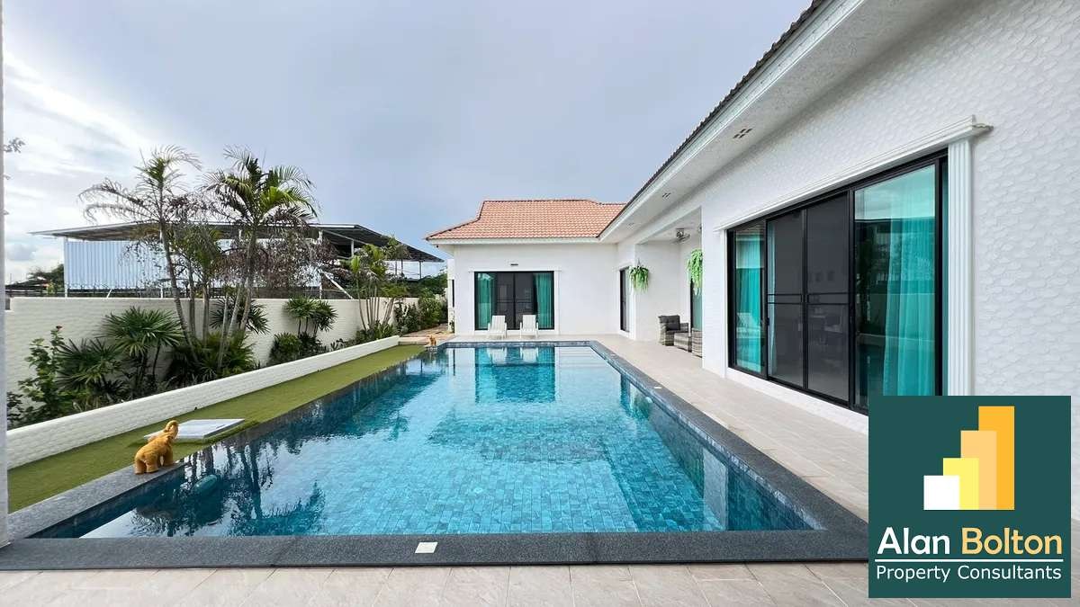 Luxury pool villa 4 Bedrooms 5 Bathrooms in Mapprachan photo 10