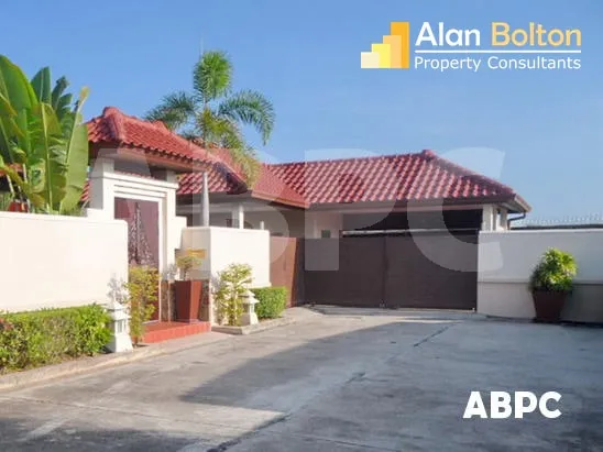 3 Bed 4 Bath in Huay Yai HS5106