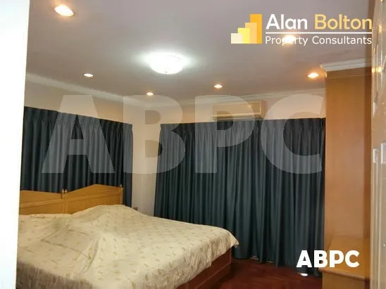 4 Bedrooms House in Central Park 3 For Rent photo 5