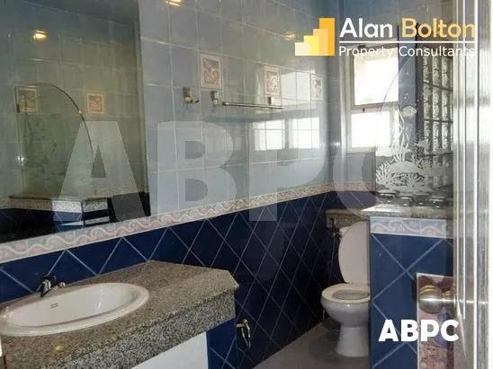 4 Bedrooms House in Central Park 3 For Rent photo 6