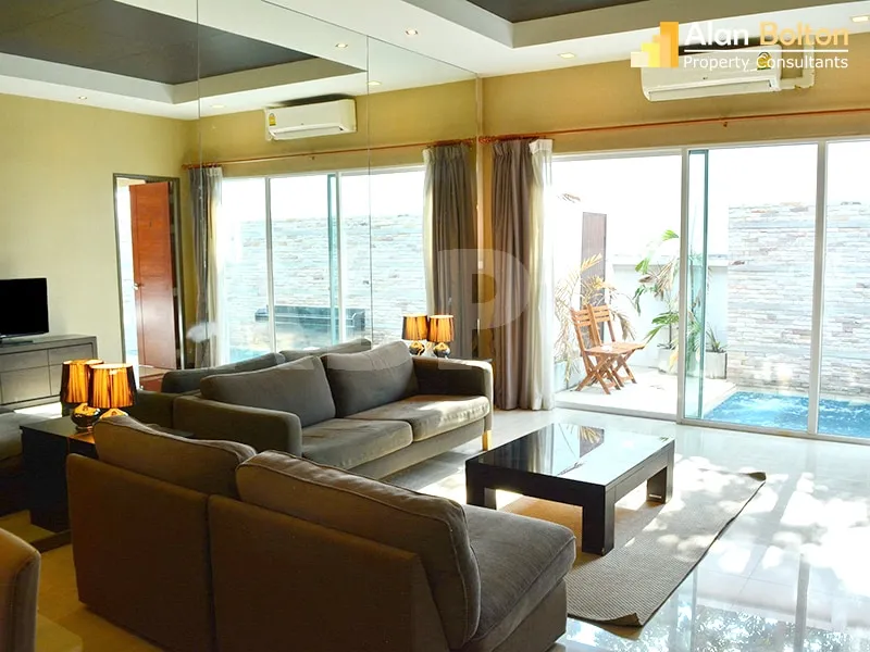 Modern 3 Bed 2 Bath Pool Villa In East Pattaya photo 3