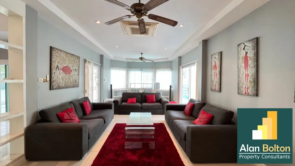 Pool villa 4 Bedrooms 4 Bathrooms in East Pattaya photo 13