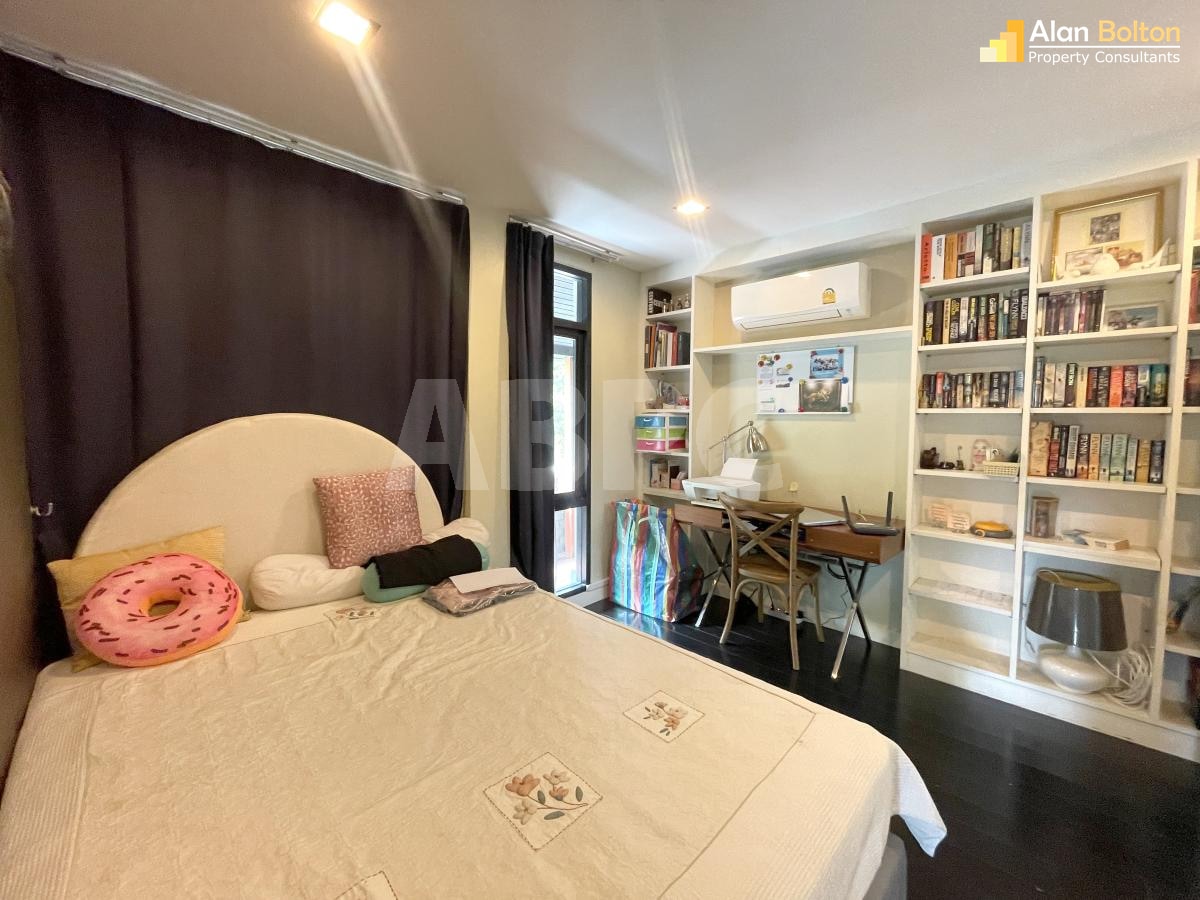 3 Bed 4 Bath in East Pattaya HS5267 photo 8
