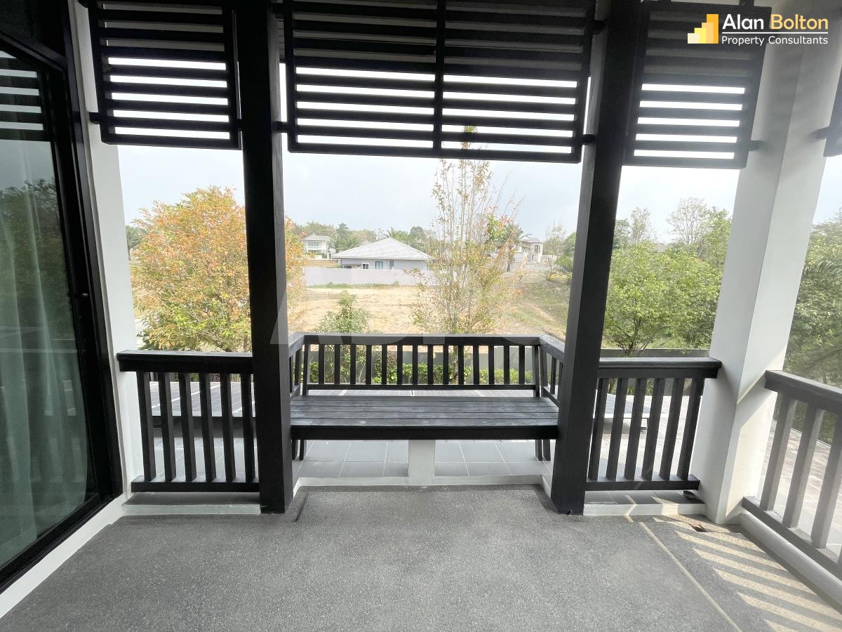 3 Bed 4 Bath in East Pattaya HS5267 photo 19