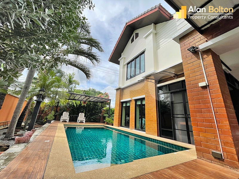 4 Bed 3 Bath Pool Villa in East Pattaya - Mantara Tropical Resort photo 3