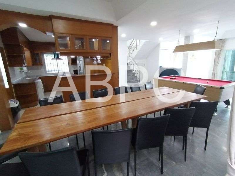 7 Bed 8 Bath Pool Villa in Jomtien photo 8