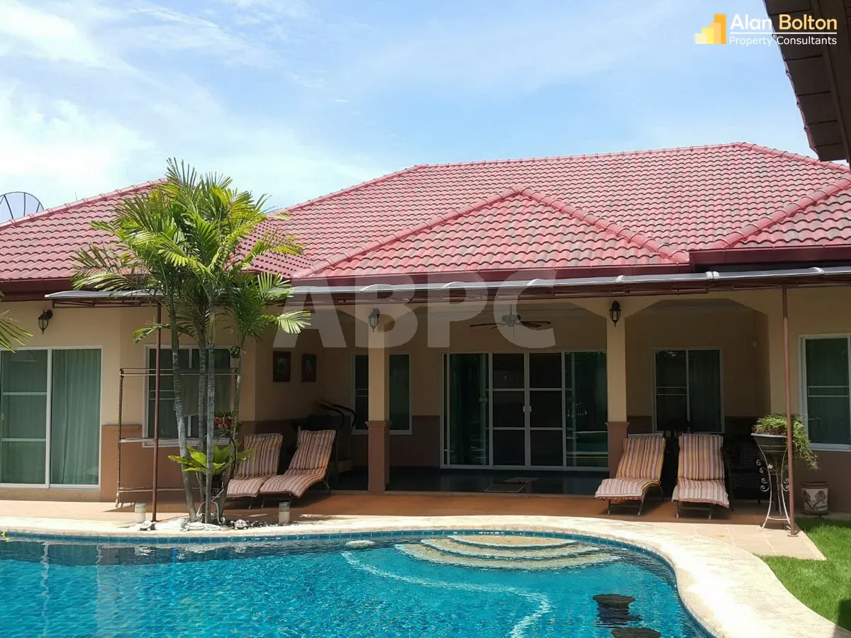 4 Bed 4 Bath in East Pattaya HS5367 photo 3