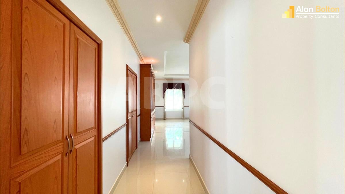4 Bed 6 Bath in East Pattaya HS5368 photo 22
