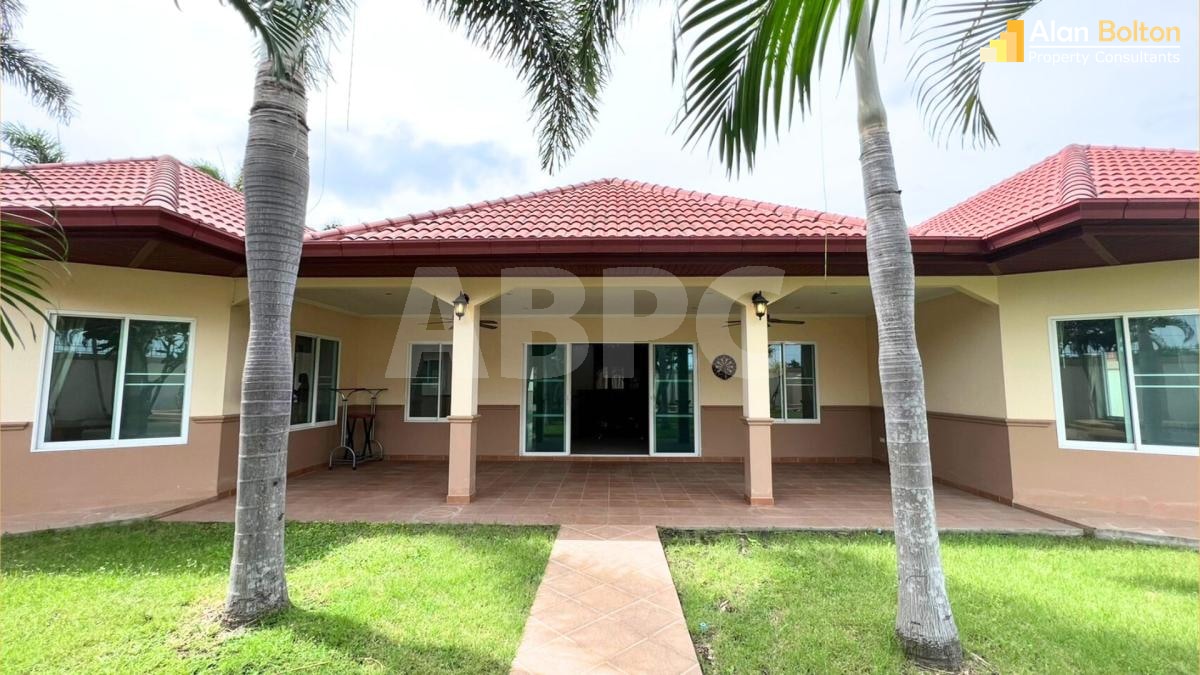 4 Bed 6 Bath in East Pattaya HS5368 photo 23