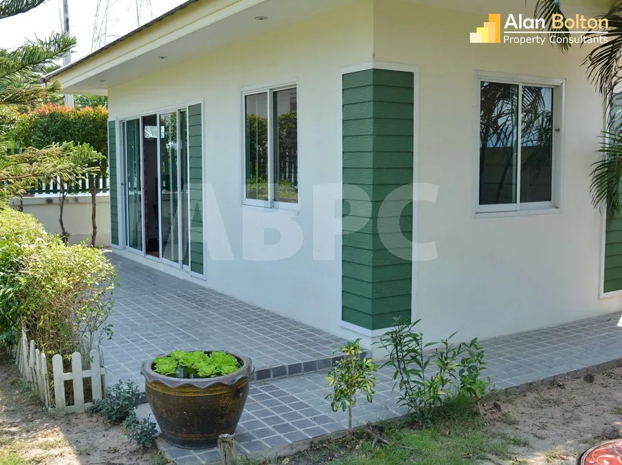 3 Bed 2 Bath Pool Villa in Bang Saray HS5379 photo 4