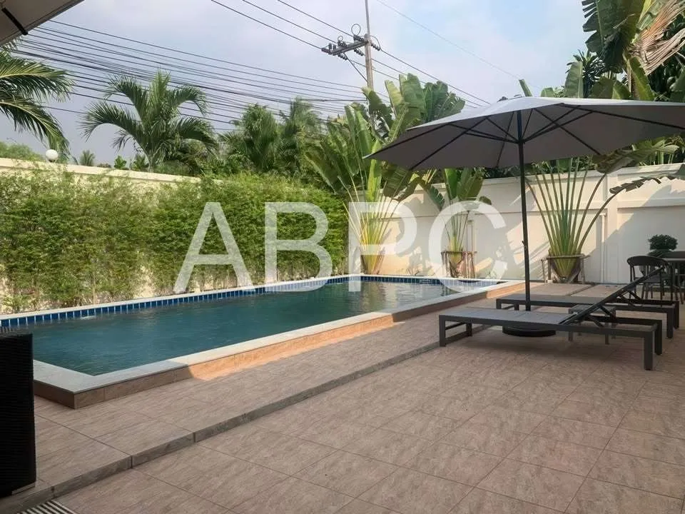 3 Bed 4 Bath Pool Villa in East Pattaya photo 3