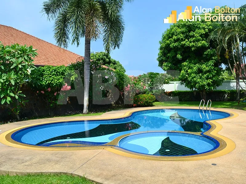 3 Bed 4 Bath in East Pattaya HS5548 photo 4