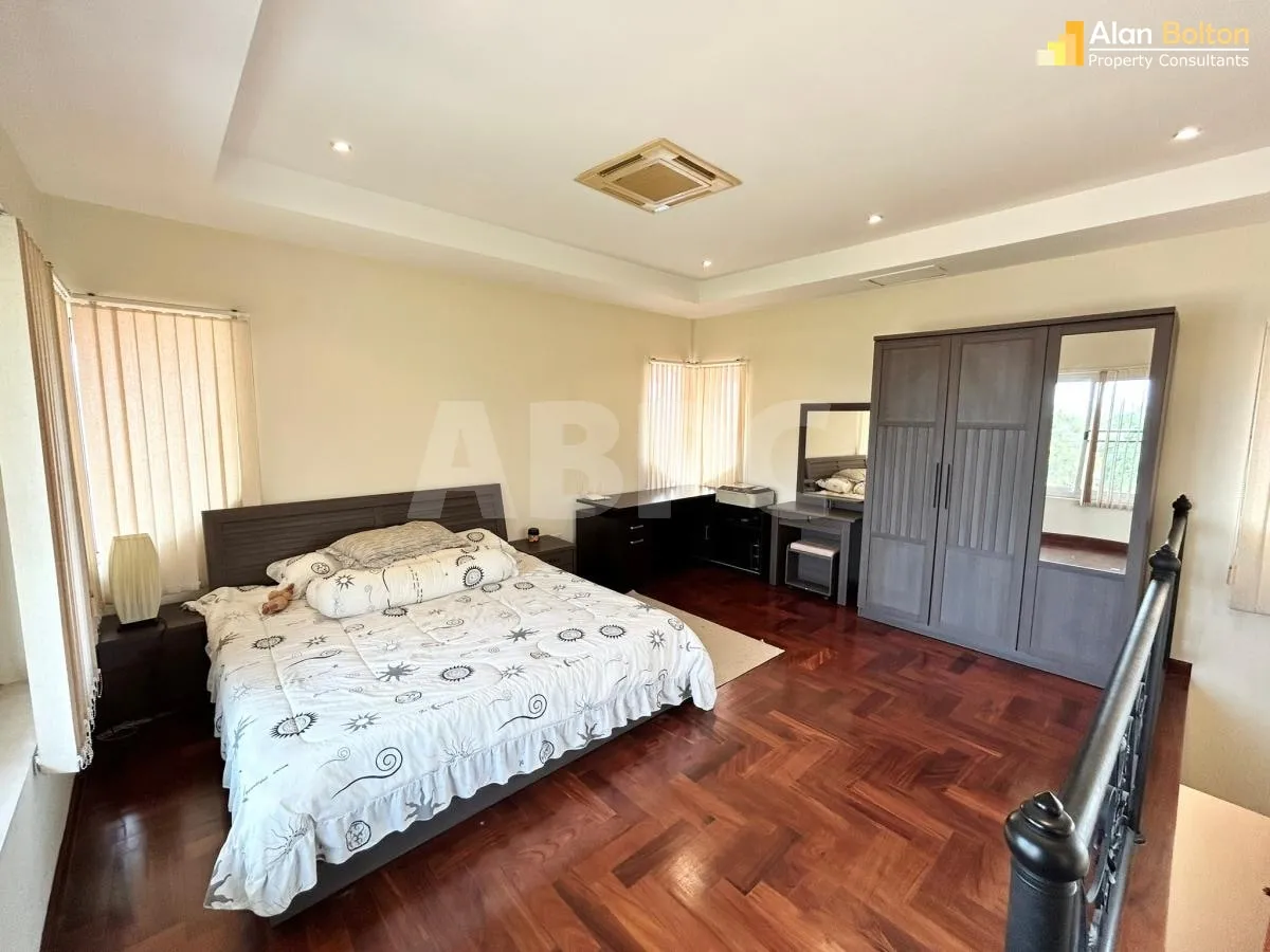 5 Bed 6 Bath Pool Villa In East Pattaya photo 12