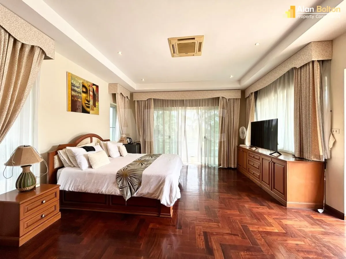 5 Bed 6 Bath Pool Villa In East Pattaya photo 30