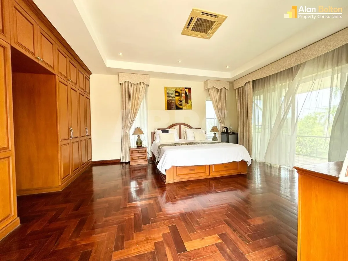 5 Bed 6 Bath Pool Villa In East Pattaya photo 35