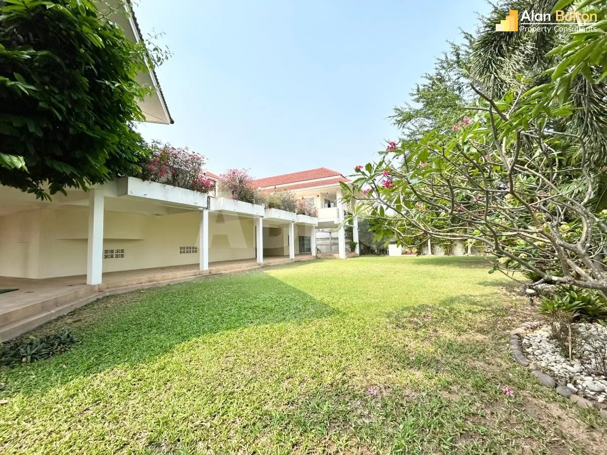 5 Bed 6 Bath Pool Villa In East Pattaya photo 5