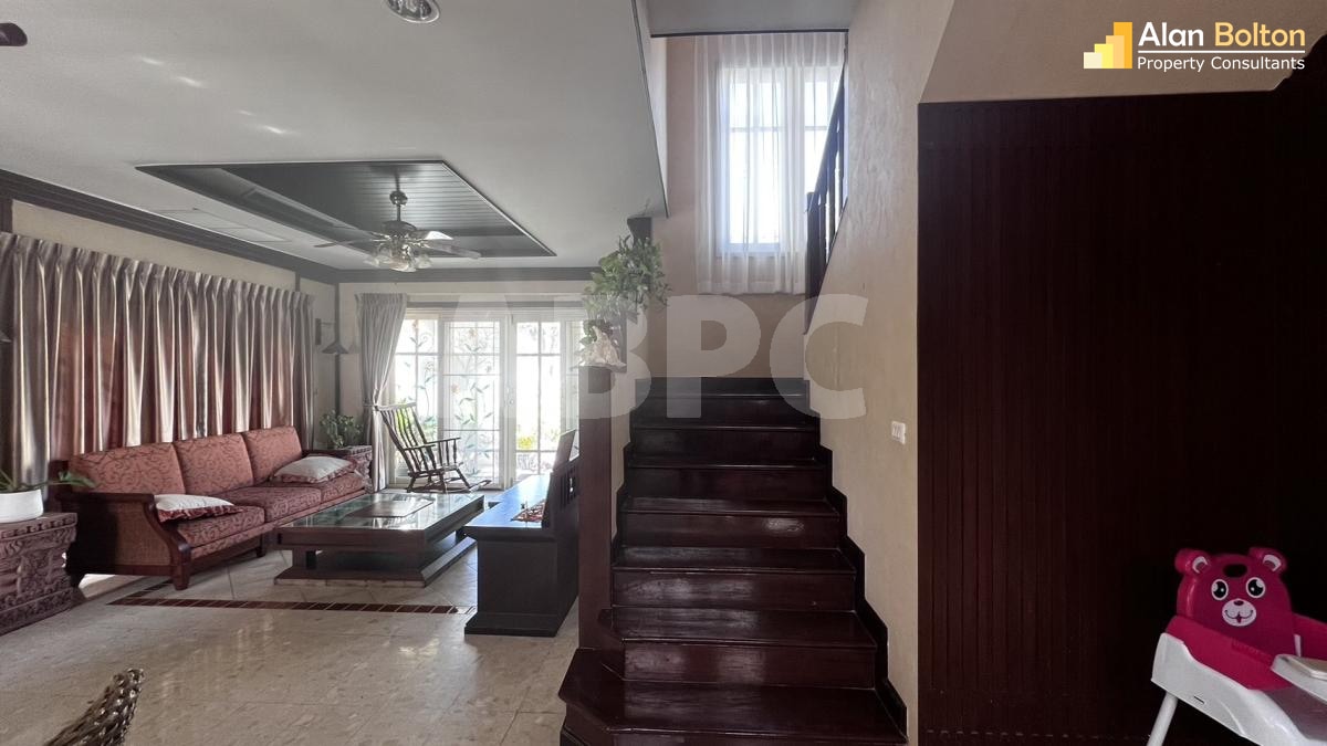 4 Bed 4 Bath in Jomtien HS5569 photo 6