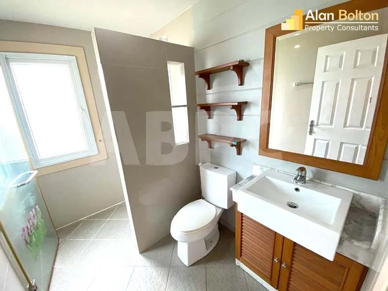 3 Bed 3 Bath House In East Pattaya photo 11