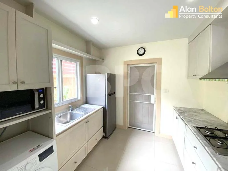 3 Bed 3 Bath House In East Pattaya photo 4